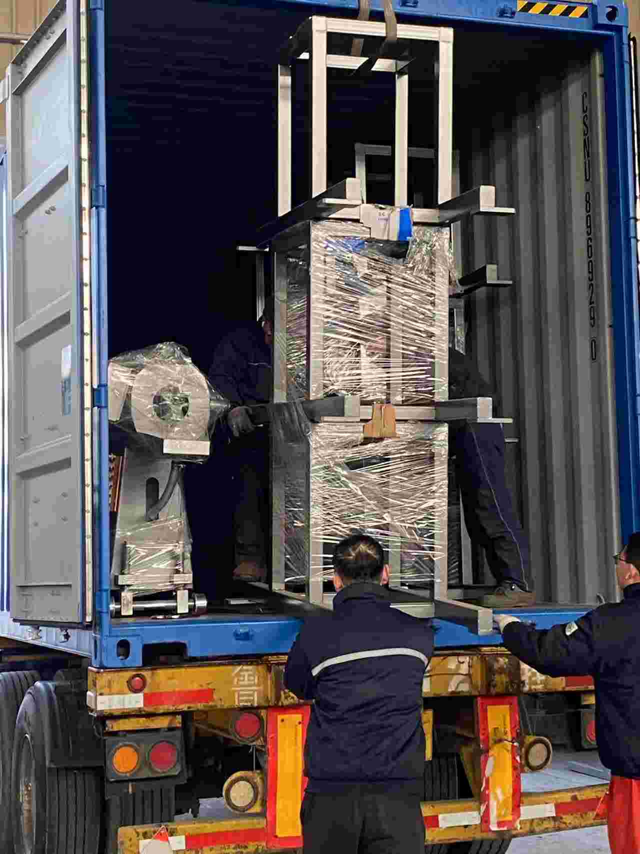 At the end of the year, the shipment of the next batch of goods has been completed